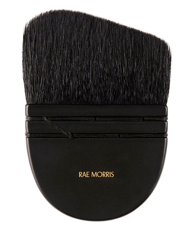 rae-morris-cheekbone-makeup-brush