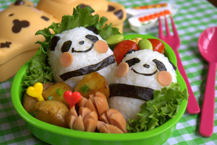 Kyara-Bento Kyaraben Panda Bento Art