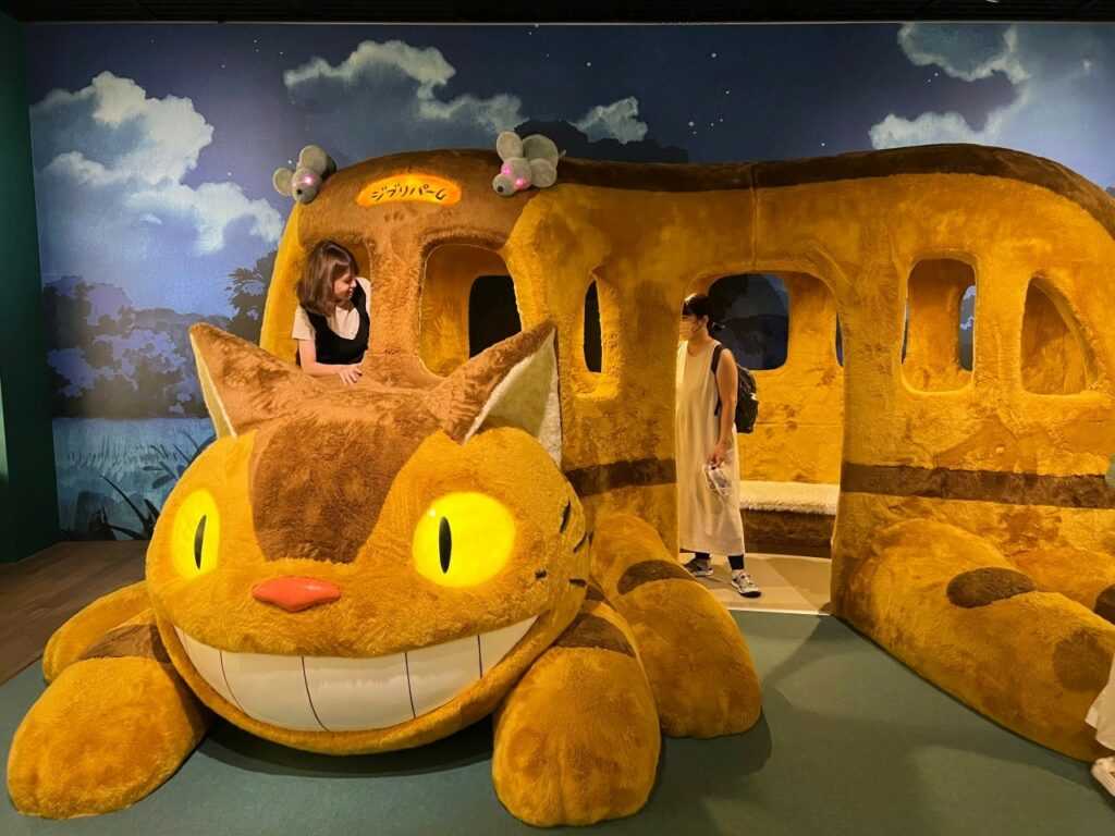 Exploring the Neko Bus My Neighbor Totoro - Cat bus