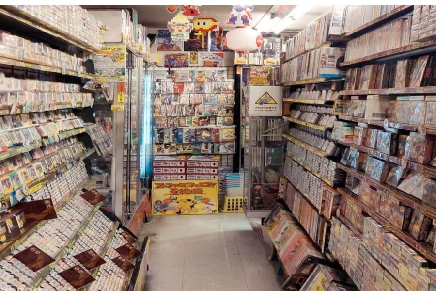 Retro Gaming Store Store full of Retro Japanese Games
