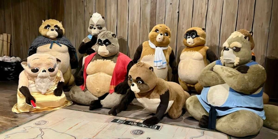 A bunch of tanukis planning