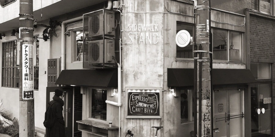 Corner facade of Sidewalk Stand in Nakameguro