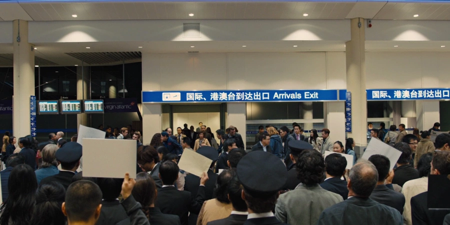 Japanese airport international arrival hall chaos