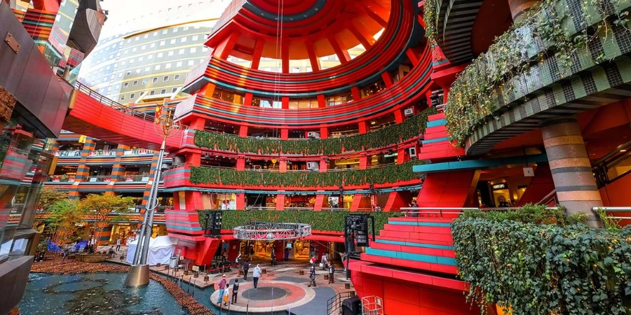 Vivid colors of Canal City shopping mall with a bunch of plants (in Hakata, Fukuoka)
