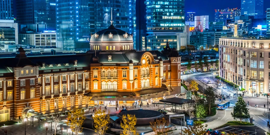 Nighttime at Tokyo Station