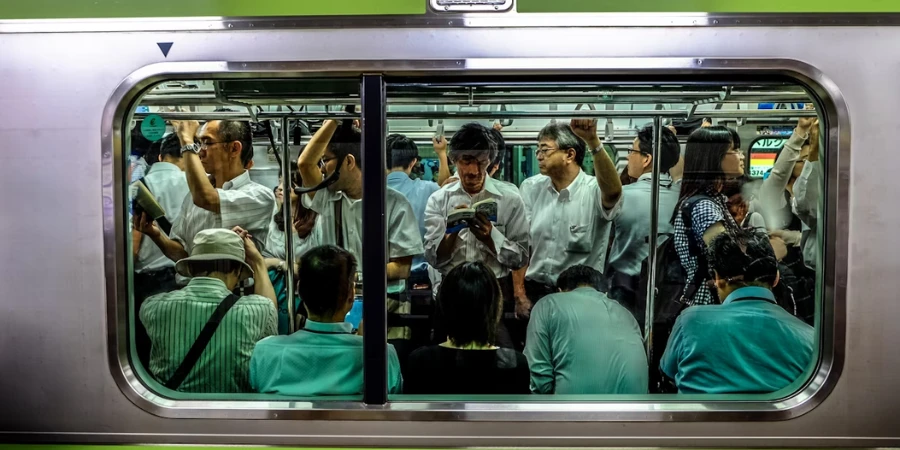 crowded Japanese subway