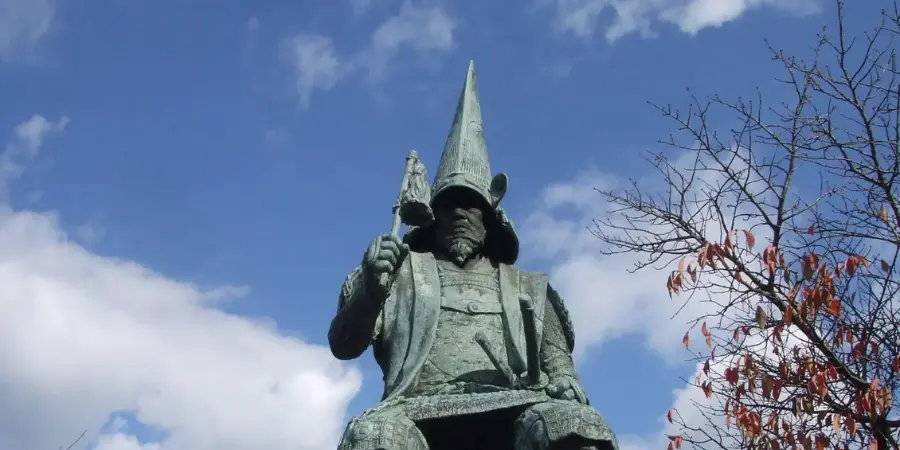Warlord Kato's Statue