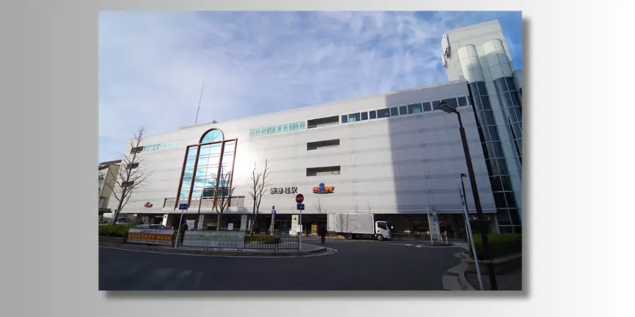 External view of the Hankyu Katsura Station