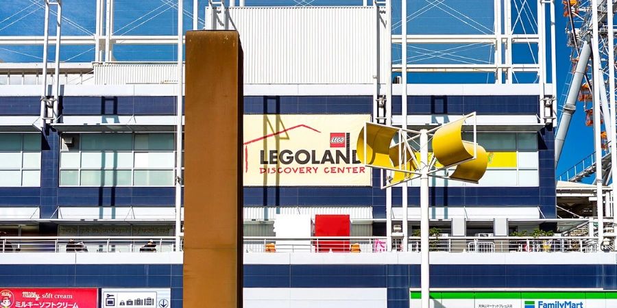 The legoland discovery center on Osaka Bay