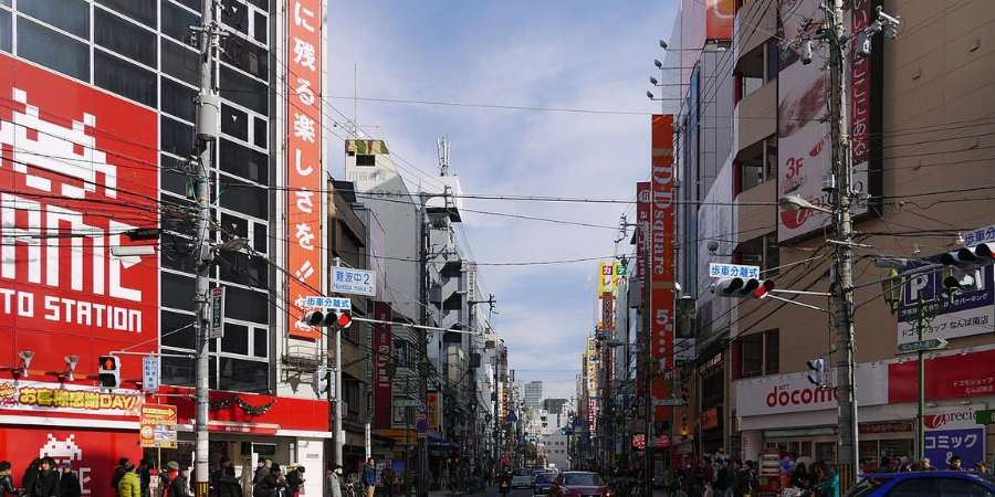 Taito Station arcade in Nipponbashi Den Den Town