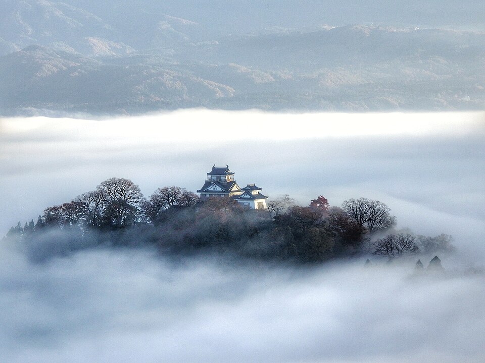 Echizen Ono Castle on its hilltop rising above a sea of clouds in Ono, Fukui Prefecture